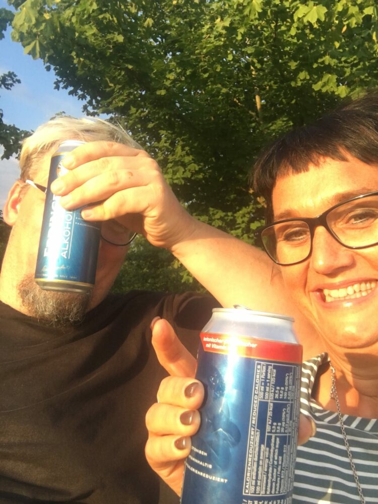 Gut gehen lassen daheim. Am Bodensee mit einem kühlen Gertränk